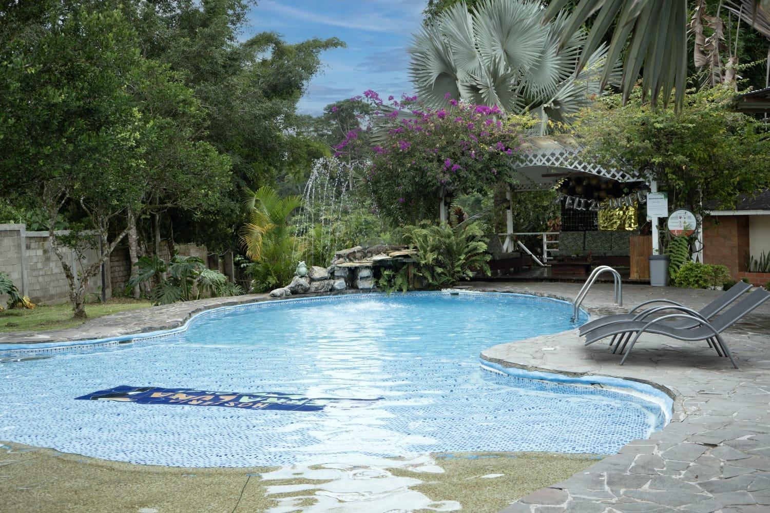 Terra Luna Lodge Тена Екстериор снимка