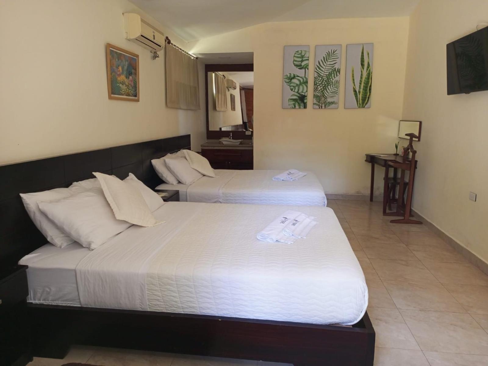 Terra Luna Lodge Тена Екстериор снимка