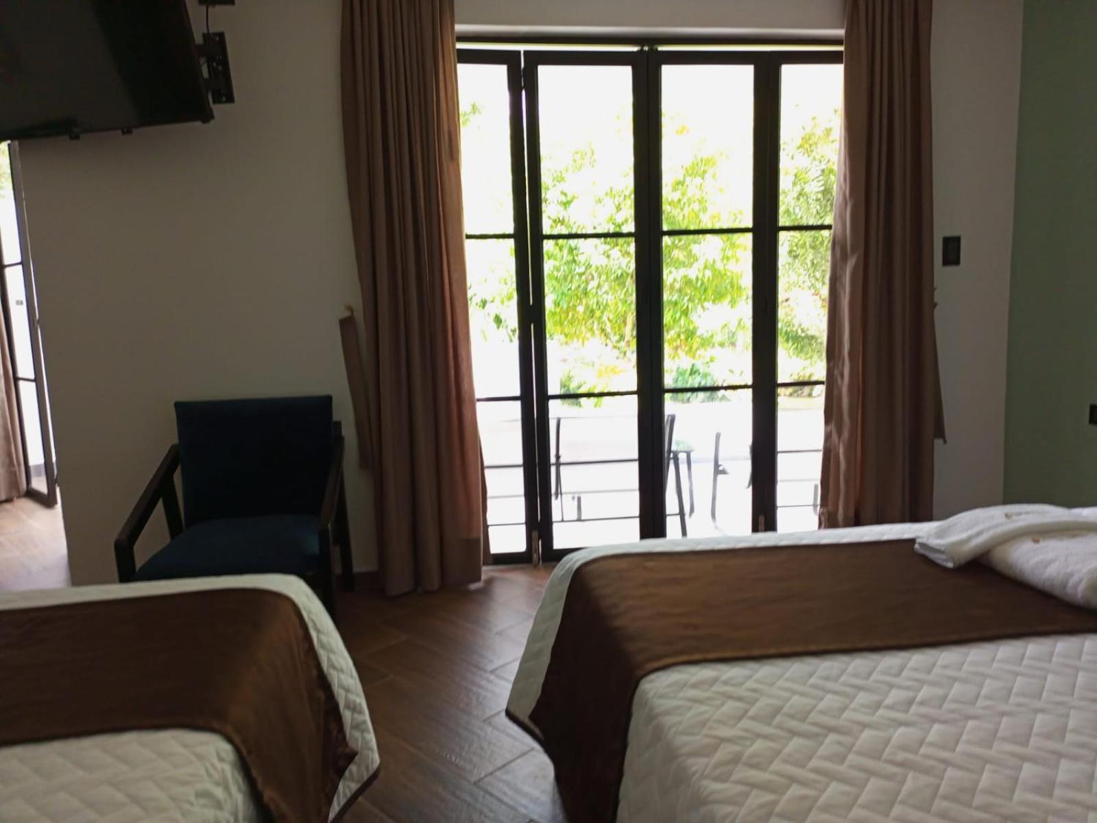 Terra Luna Lodge Тена Екстериор снимка