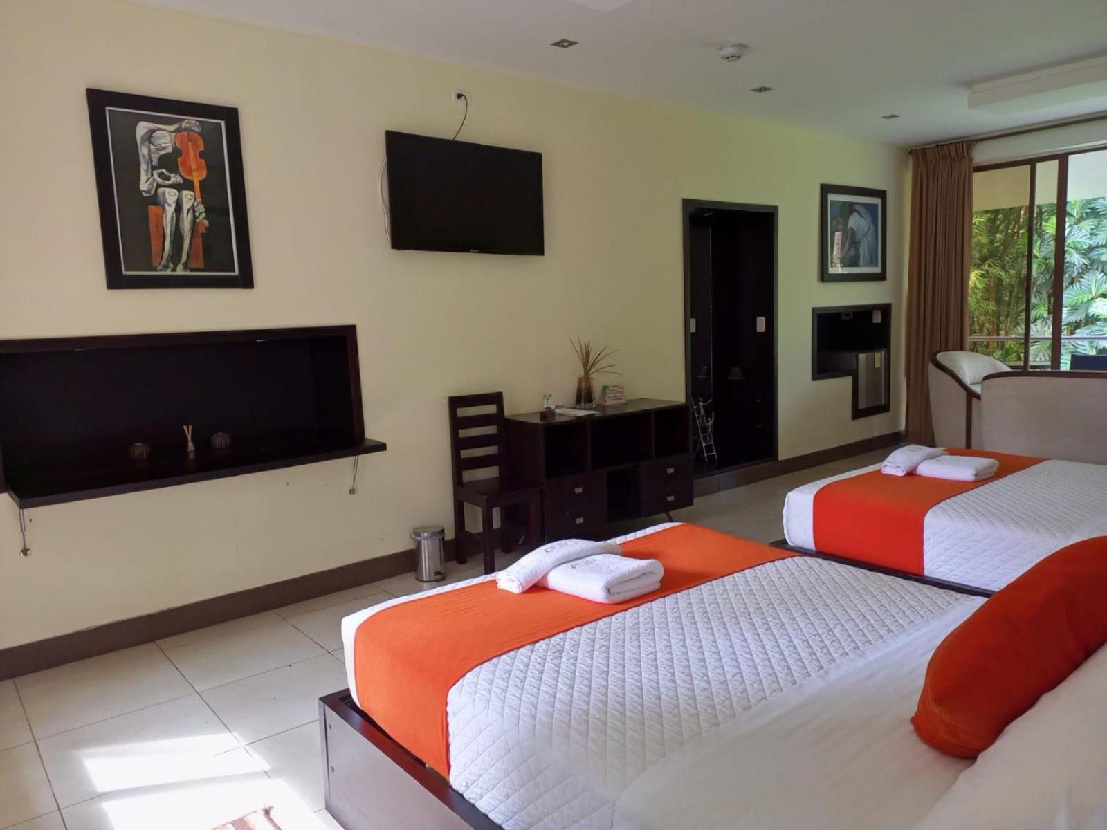 Terra Luna Lodge Тена Екстериор снимка