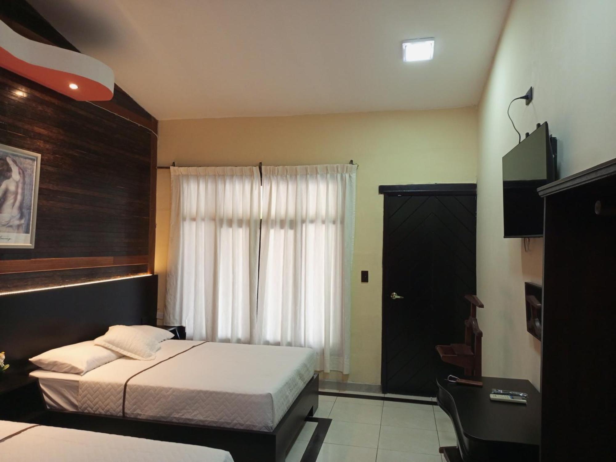 Terra Luna Lodge Тена Екстериор снимка