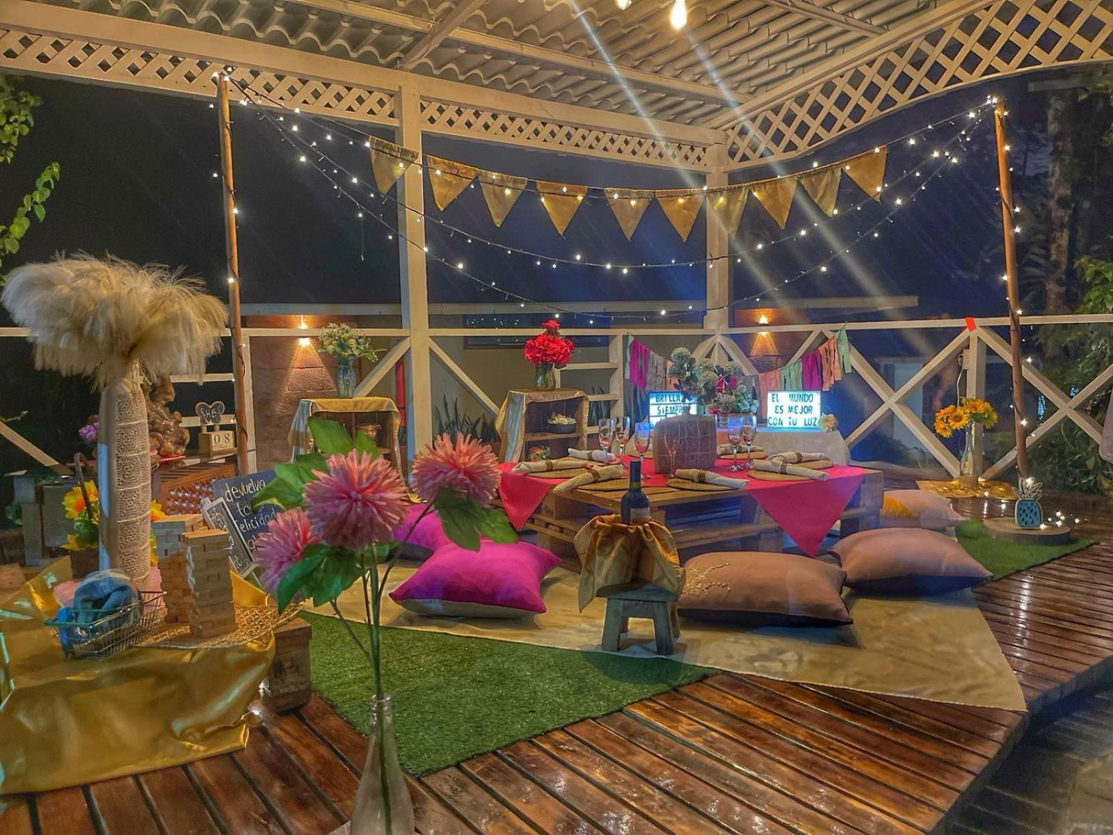 Terra Luna Lodge Тена Екстериор снимка